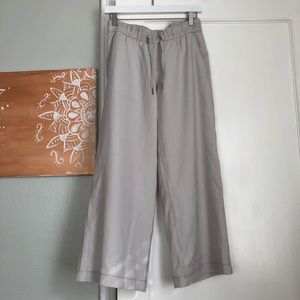 Lululemon On the Fly WIDE LEG pants
